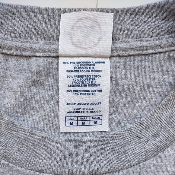 MIT Men's Long Sleeve T-Shirt Crew Neck  Size Medium  Collegiate  Pre-Shrunk - Picture 8 of 8